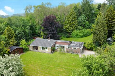 Llangyniew, Welshpool, Powys, SY21 3 bed bungalow for sale