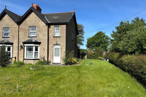 2 bedroom semi-detached house for sale