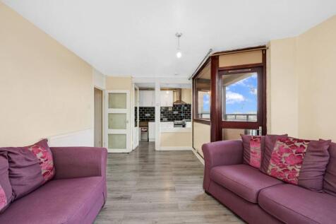 Elmington Estate, Camberwell, London... 2 bed flat for sale