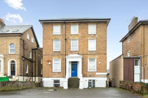 Linden Grove, Nunhead, London, SE15 2 bed flat for sale