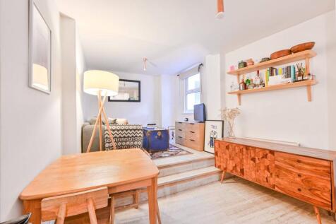 Peckham High Street, Peckham, London... 1 bed flat for sale