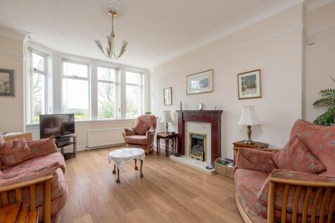 38 Pentland Terrace, Edinburgh, EH10 6HD 2 bed flat for sale