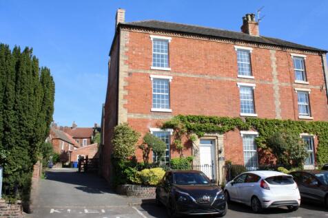 4 bedroom semi-detached house for sale