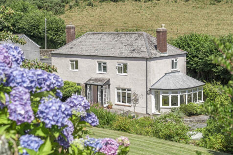 Addlehole, Kingsbridge 4 bed detached house for sale