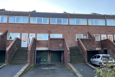 138 Templemere, Norwich, Norfolk NR3 4EQ 2 bed ground floor flat for sale