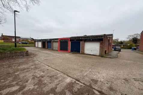 Garage and land, Honey Close... Garage for sale