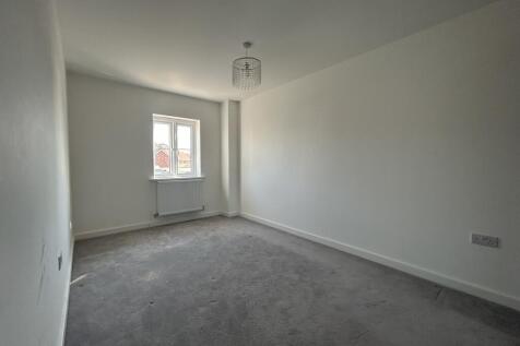 4 bedroom town house for sale
