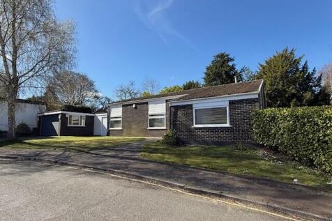 22 Conesford Drive, Norwich, Norfolk... 3 bed detached bungalow for sale