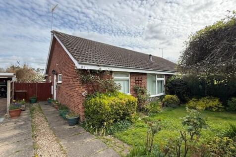 91 Stuart Road, Aylsham, Norwich... 3 bed bungalow for sale