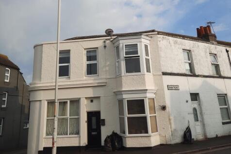 Flat 4, 76 Chatham Street, Ramsgate... 2 bed flat for sale