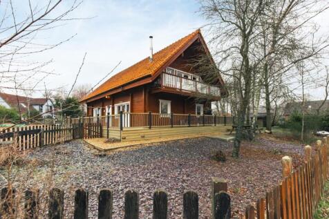 45 Pentney Lakes, Common Road... 4 bed lodge for sale