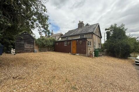 119 Ermine Street, Caxton, Cambridge... 3 bed detached house for sale