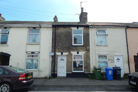 30 Tonning Street, Lowestoft, Suffolk... 2 bed terraced house for sale