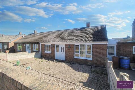 Cover Drive, Darfield, Barnsley 2 bed semi