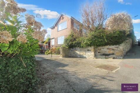 Vicar Road, Darfield, Barnsley 3 bed detached bungalow for sale