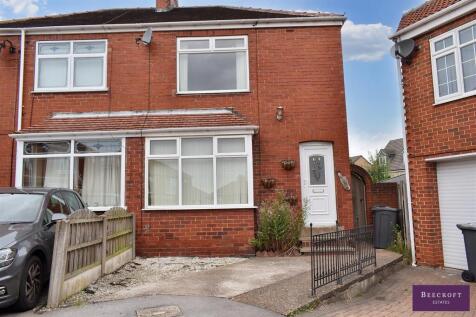 Kingsway, Wombwell, Barnsley 3 bed semi
