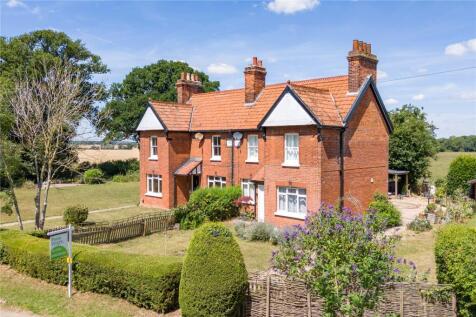 Delvyns Lane, Gestingthorpe... 3 bed semi