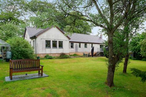 19 Candymill Road, Biggar, ML12 6FJ 4 bed bungalow for sale