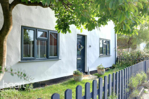 Watton Road, Swaffham 3 bed cottage for sale