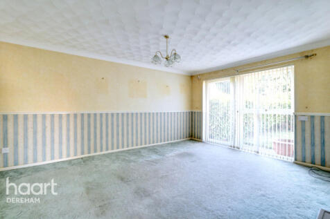2 bedroom semi-detached bungalow for sale
