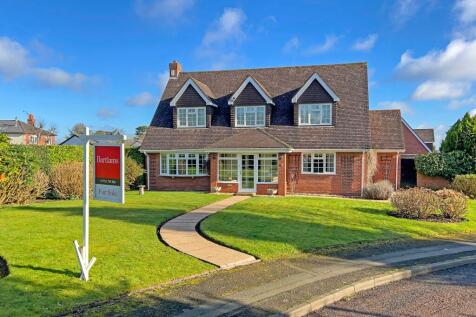 Bowood Drive, Wolverhampton, WV6 4 bed detached house for sale