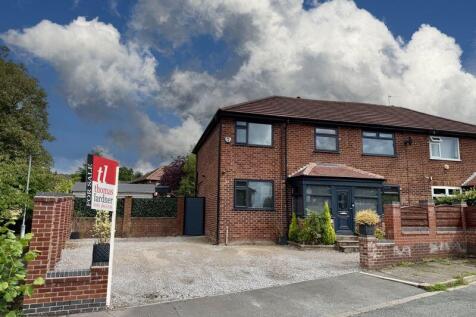 5 bedroom semi-detached house for sale