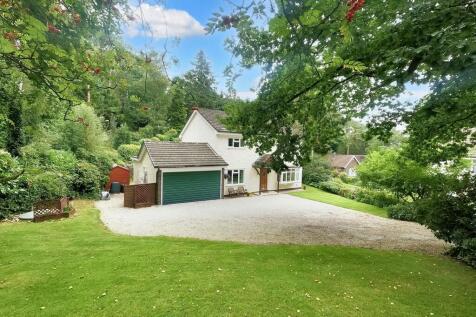 Manor Glade, Baldwins Gate, ST5 4 bed detached house for sale