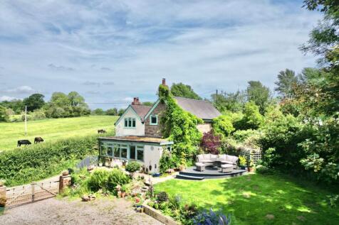 Woodwall Green, Croxton, ST21 3 bed detached house for sale