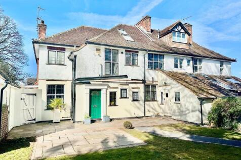 Firgrove Hill, Farnham 1 bed apartment for sale
