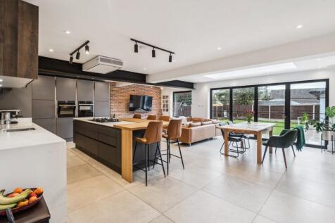 Garners End, Gerrards Cross SL9 5 bed detached house for sale