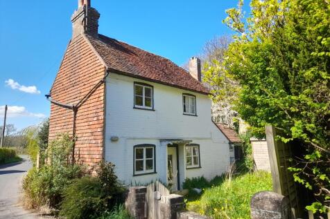 2 bedroom detached house for sale