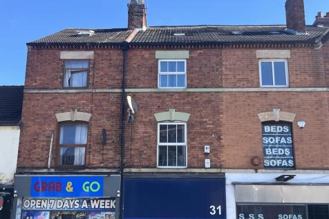 3 bedroom flat for sale