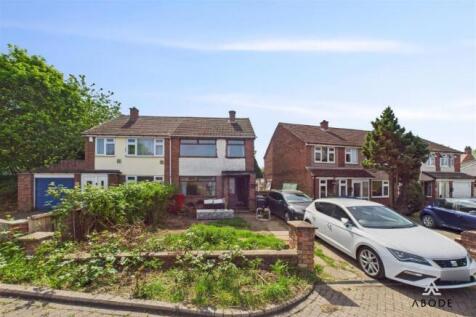 Tamworth Road, Tamworth B77 3 bed semi