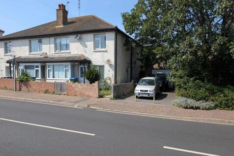 2 bedroom ground floor flat for sale