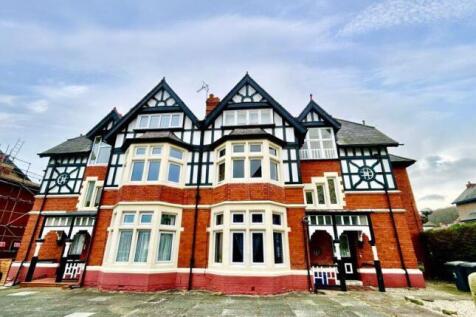 8 bedroom block of apartments for sale