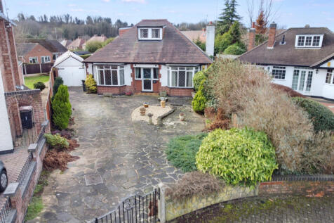 3 bedroom detached bungalow for sale