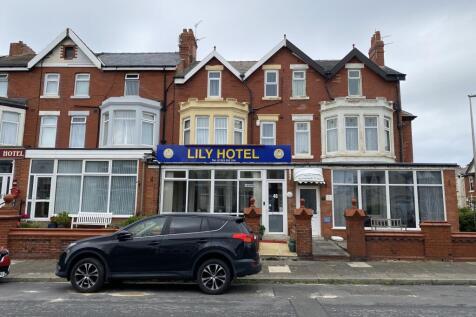 12 bedroom house for sale