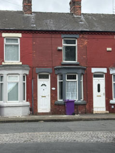 Terraced house for sale