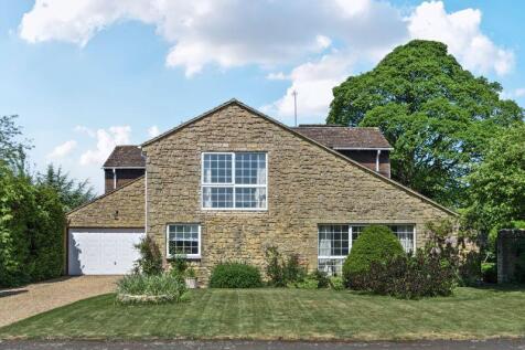 Portway Gardens, Aynho 4 bed detached house for sale