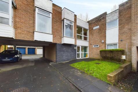 Jesmond Park Court, Jesmond Park... 2 bed apartment for sale