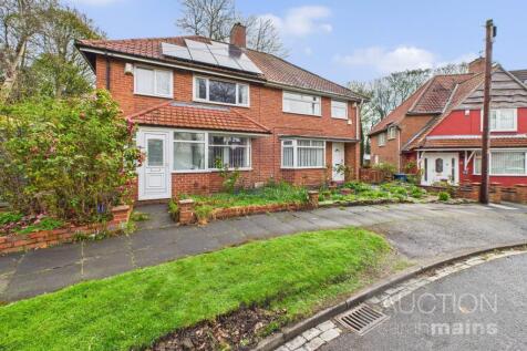 Cedars Green, Low Fell, NE9 3 bed semi