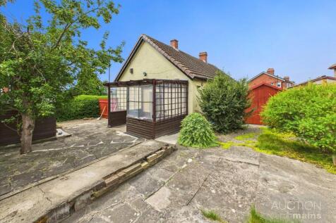 Fergusons Lane, Denton Burn, NE15 2 bed detached bungalow for sale