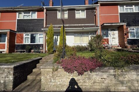 2 bedroom town house for sale