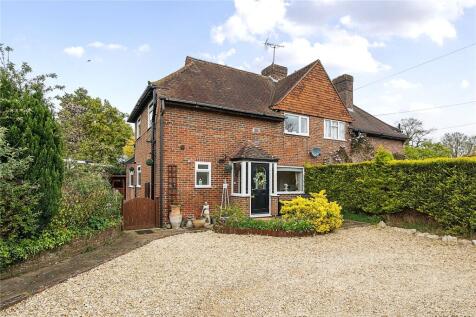 Westwood Lane, Normandy, Guildford, GU3 3 bed semi