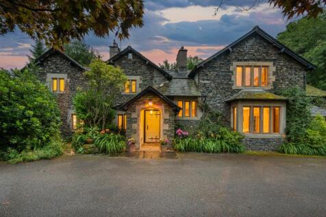 5 bedroom country house for sale