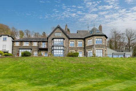 4 bedroom manor house for sale