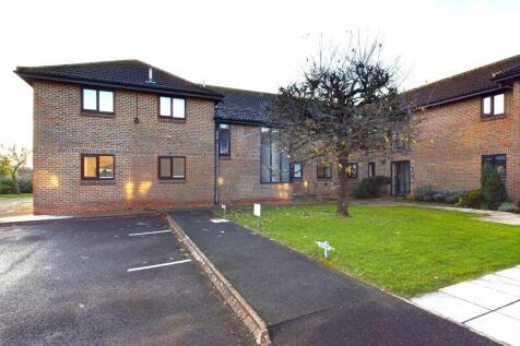 Orchard Court, Stonehouse 2 bed flat for sale