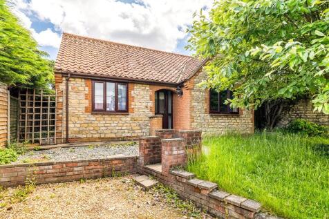 2 bedroom bungalow for sale