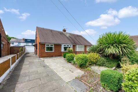 2 bedroom semi-detached house for sale