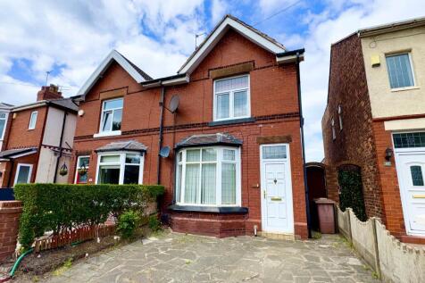 2 bedroom semi-detached house for sale